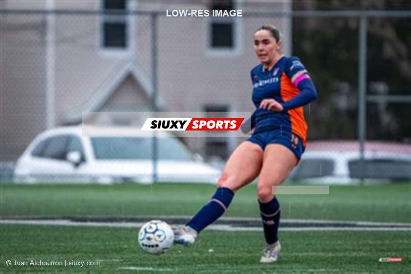 Senior Ligue 1 QC Féminin 2026 - CS St-Laurent vs CS Mont-Royal Outremont