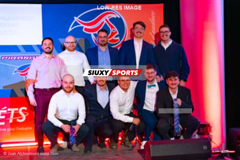 Paul ARDITTI - Jean-Baptiste DARGELOS - Victor PIBRE - Junior QUINIO - Gatien ROULLIER -  ÉTS (École de technologie supérieure) -  - Social - Gala annuel des Piranhas de l’ÉTS - 2025/26 (#ETSPIRAN2526) Photo by: Juan Alchourron | Siuxy Sports 2026-04-02