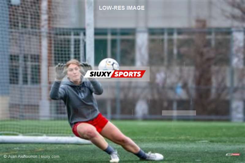 Senior Ligue 1 QC Féminin 2026 - CS St-Laurent vs CS Mont-Royal Outremont
