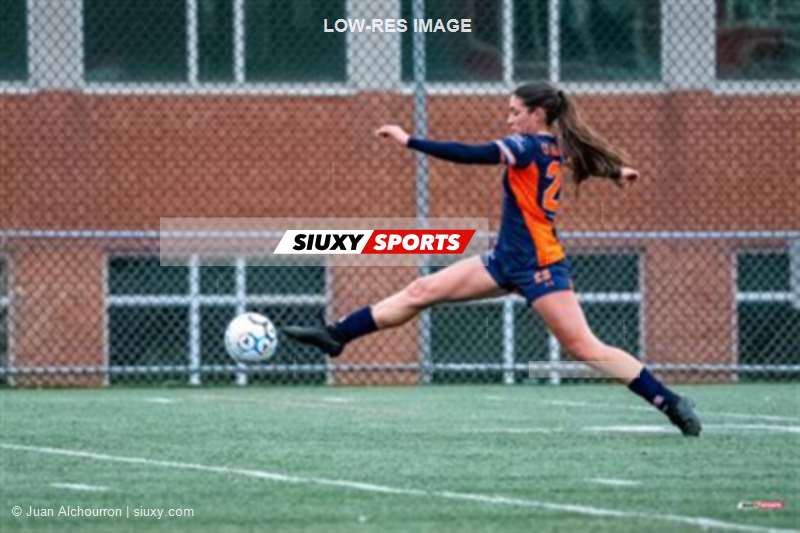 Senior Ligue 1 QC Féminin 2026 - CS St-Laurent vs CS Mont-Royal Outremont