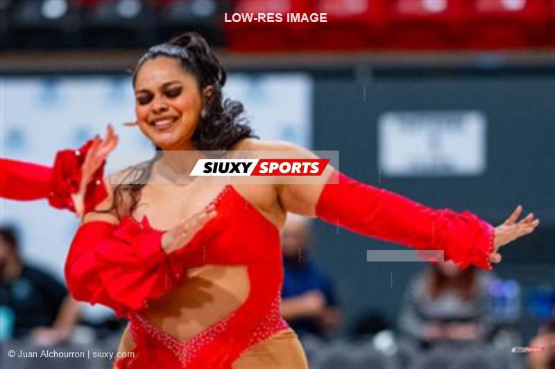 Fierce MTL - Latin Groove Montreal - Half Time Show at Montreal Toundra games (20-21 Feb 2026)