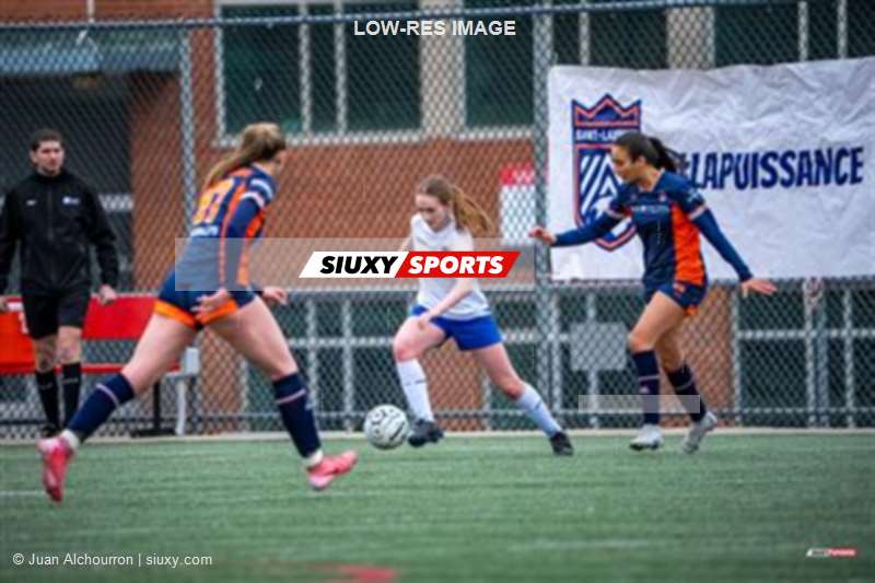 Senior Ligue 1 QC Féminin 2026 - CS St-Laurent vs CS Mont-Royal Outremont