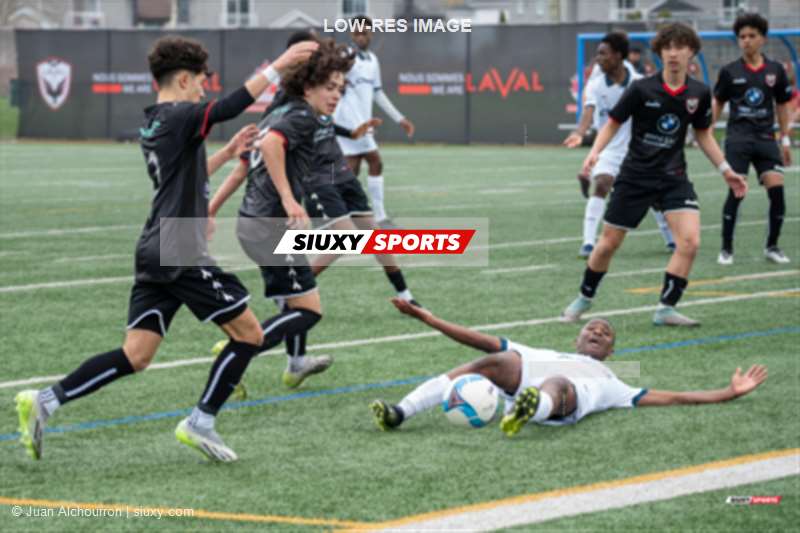  AS Laval - AS de Blainville - Soccer - PLSJQ 2024 M U-15 - AS Laval (3) vs (1) AS de Blainville (#PLSJQ24MU15ASLASB04) Photo by: Juan Alchourron | Siuxy Sports 2024-04-28