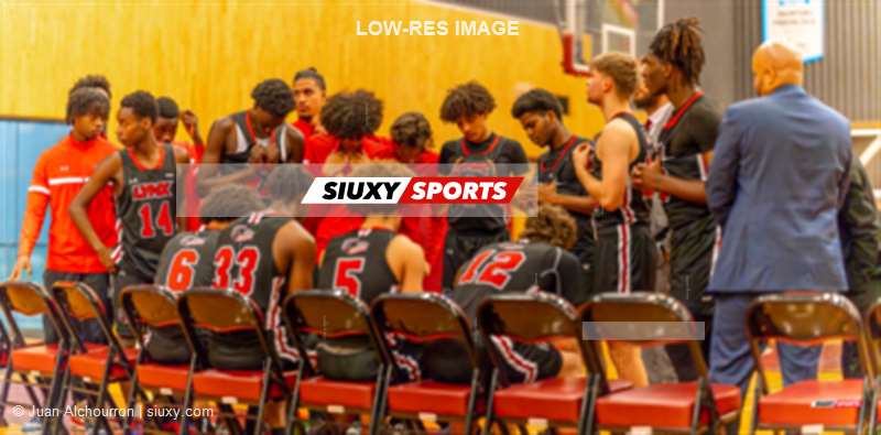 Xavier BASTIEN - Angel PIERRE-FRANCOIS - Maliko TCHAMSI -  College Jean-de-Brébeuf - Cégep Édouard-Montpetit - Basketball - RSEQ 2024 Basketball M D1 - Brébeuf (92) vs (77) É.Montpetit - 2nd half (#RSEQ24BMD1BREM211) Photo by: Juan Alchourron | Siuxy Sports 2024-11-29