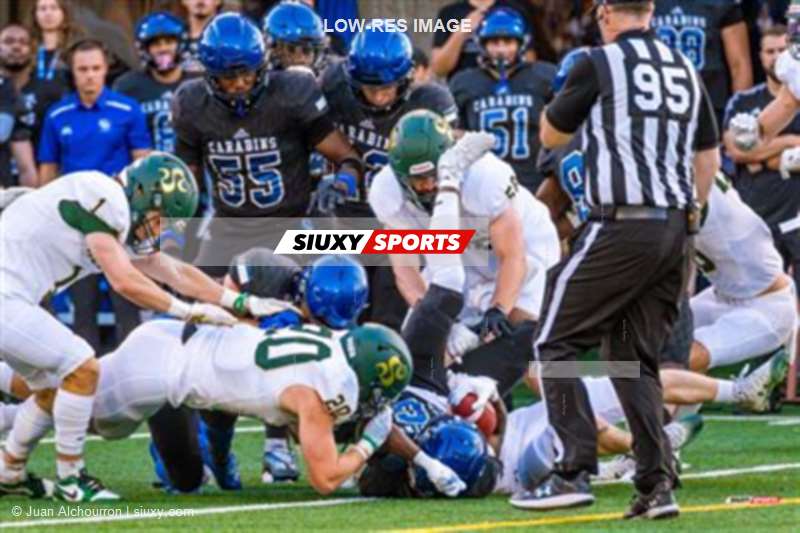 RSEQ 2024 Football - Carabins (45) vs (14) Vert-et-Or - Match