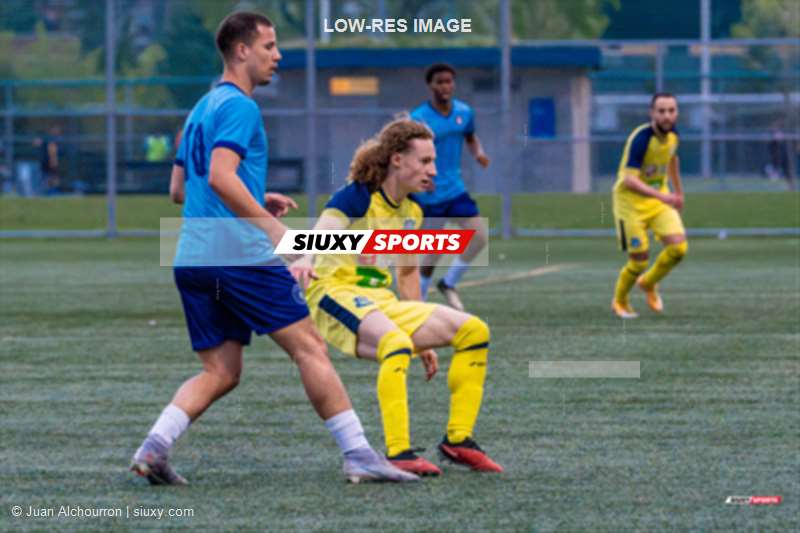 Charles-Emile BRUNET -  CS Longueuil - CS de St-Hubert - Soccer - L1QC 2024 M - CS Longueuil (1) vs (1) CS de St-Hubert  (#L1QCM24MCSLCSH05) Photo by: Juan Alchourron | Siuxy Sports 2024-05-11