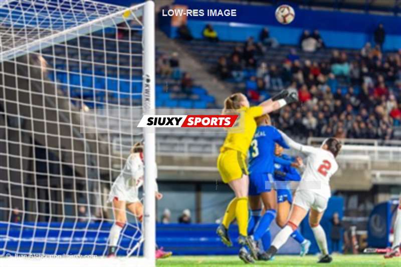 RSEQ 2024 Final Soccer Fém - U de Montréal (1) vs (2) U Laval (par pénalités après 1-1)