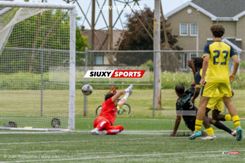Charles-Emile BRUNET - Younes SOUBAA -  AS Laval - CS Longueuil - Soccer - PLSQ - A.S. de Laval (0) vs (1) CS Longueuil - 2nd Half (#PLSQ24ASLCSL206) Photo by: Juan Alchourron | Siuxy Sports 2024-06-22