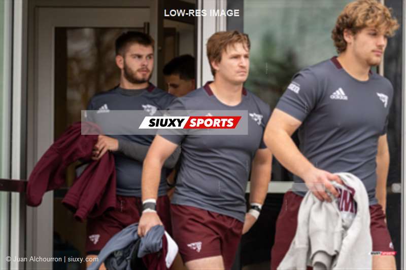 Brayden KALVERDA -  ÉTS (École de technologie supérieure) - Université Ottawa - Rugby - RSEQ 2024 - Finale Rugby Univ Masc - ETS vs Ottawa - Avant Match (#RSEQ24FRUMETSOTT00) Photo by: Juan Alchourron | Siuxy Sports 2024-11-02