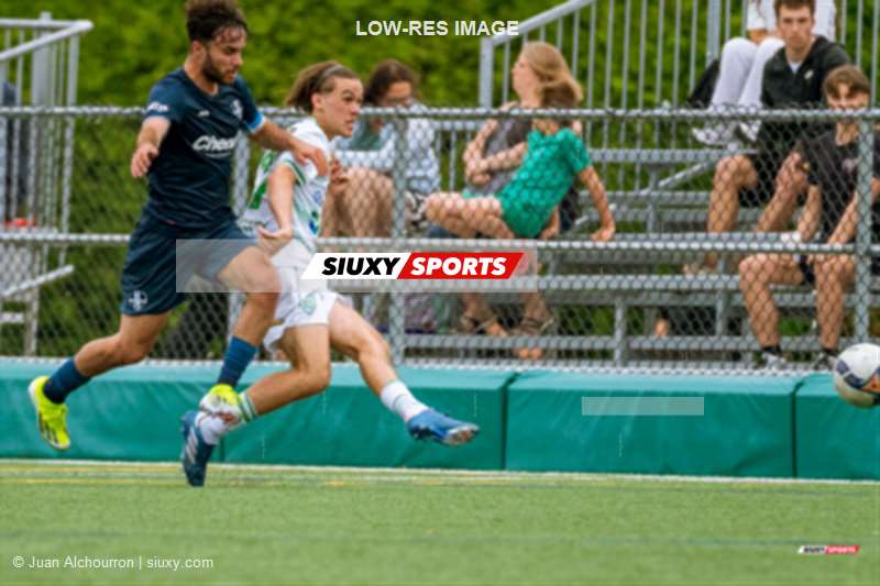  Celtix du Haut-Richelieu - AS de Blainville - Soccer - PLSQ - Celtix du Haut-Richelieu (2) vs (3) AS de Blainville - 2ème mi-temps (#PLSQ24CHRASB206) Photo by: Juan Alchourron | Siuxy Sports 2024-06-22