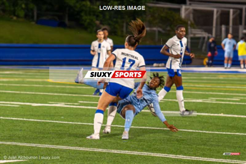  Université de Montréal - Université du Québec à Montréal - Soccer - RSEQ 2024 - Soccer Universitaire Fém - UdM (3) vs (0) UQAM (#RSEQ24SUFUMUQAM09) Photo by: Juan Alchourron | Siuxy Sports 2024-09-20