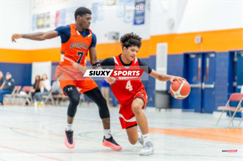 Yiri Osias Teddy TOE - Souley TRAORE -  Cégep André Laurendeau - Cégep Vanier - Basketball - RSEQ 2024 - Basketball M D2 - André Laurendeau (74) vs (81) Vanier - 2nd half (#RSEQ24BASMD2ALVA210) Photo by: Juan Alchourron | Siuxy Sports 2024-10-26