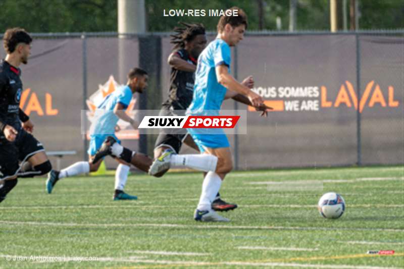  AS Laval - CS de St-Hubert - Soccer - PLSQ - AS de Laval (3) vs (1) CS St-Hubert (#PLSQ24ASLSSH06) Photo by: Juan Alchourron | Siuxy Sports 2024-06-08