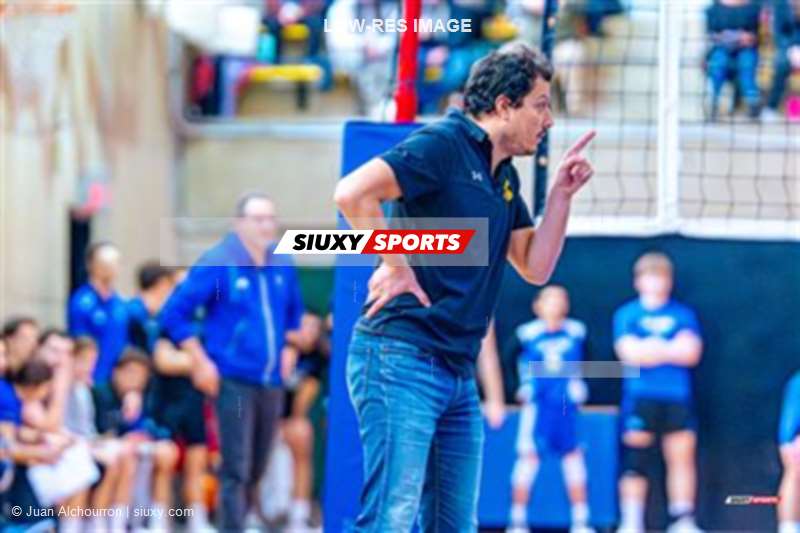 RSEQ - 2024 VOLLEY M - U DE MONTRÉAL (1) VS (3) U DE SHERBROOKE - Reel 1