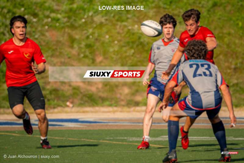  ÉTS (École de technologie supérieure) - Université Laval - Rugby - ETS vs Université Laval - Rugby M2 - Équipes développement (#ETSUL2024RM209) Photo by: Juan Alchourron | Siuxy Sports 2024-09-29