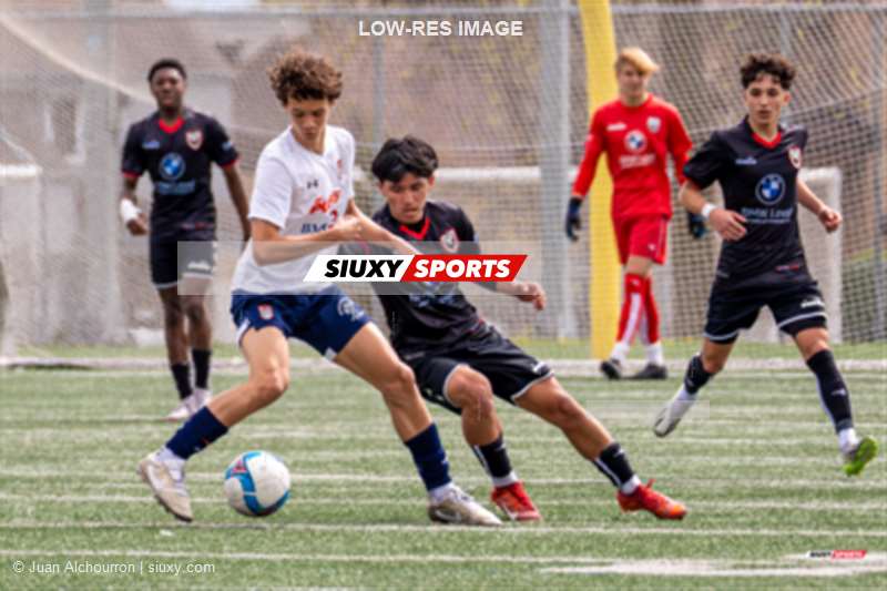  AS Laval - CS St-Laurent - Soccer - PLSJQ 2024 M U-15 - AS Laval (1) vs (1) CS St-Laurent - Reel 1 (#PLSJQ24MU15ASLCSL15) Photo by: Juan Alchourron | Siuxy Sports 2024-05-12