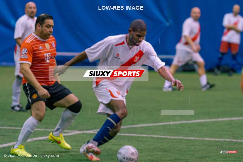  Peru Veteranos - Tiburones Rojos - Soccer - LPC 2024 - Peru Veteranos vs Tiburones (#LPC24PEVTIB01) Photo by: Juan Alchourron | Siuxy Sports 2024-01-20