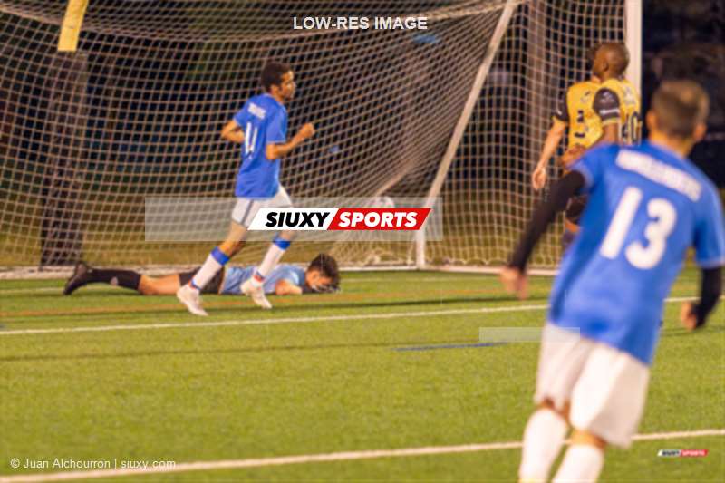 Jerome BERGER -  Ringleaders FC - Bandjos FC - Soccer - ARSC - Div2 - Ringleaders FC D2 (4) vs (1) Bandjos FC D2 (#ARSC24D2RINBAN05) Photo by: Juan Alchourron | Siuxy Sports 2024-05-29