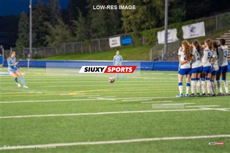 RSEQ 2024 - Soccer Universitaire Fém - UdM (3) vs (0) UQAM