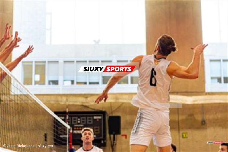 RSEQ - 2024 VOLLEY M - U DE MONTRÉAL (1) VS (3) U DE SHERBROOKE - Reel 1