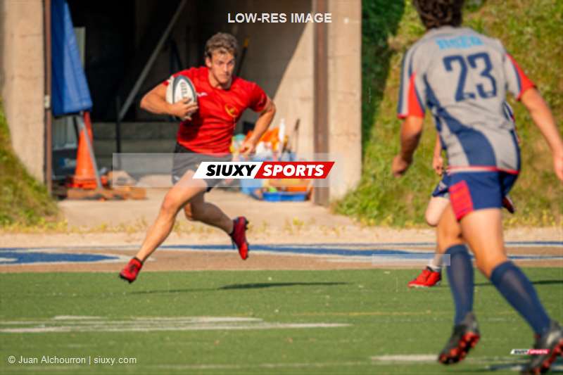  ÉTS (École de technologie supérieure) - Université Laval - Rugby - ETS vs Université Laval - Rugby M2 - Équipes développement (#ETSUL2024RM209) Photo by: Juan Alchourron | Siuxy Sports 2024-09-29