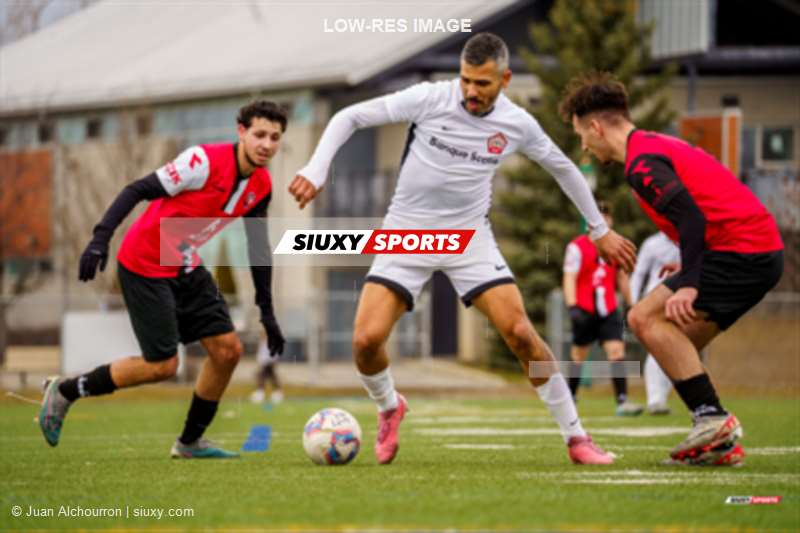 Oussama BOUGHANMI -  Lakeshore SC - CS Roussillon - Soccer - L2QC M 2025 - Lakeshore vs CS Roussillon (#L2QCM25LSCSR04) Photo by: Juan Alchourron | Siuxy Sports 2025-04-12