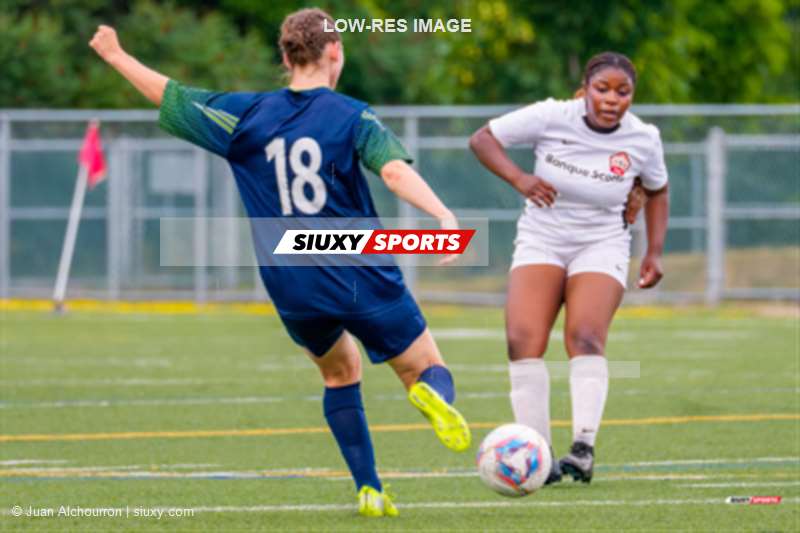 Douga DIAKHITE -  Lakeshore SC - Mistral de Sherbrooke - Soccer - L2QC 2025 F - Lakeshore SC vs Mistral de Sherbrooke (#L2QC25FLM7) Photo by: Juan Alchourron | Siuxy Sports 2025-07-06