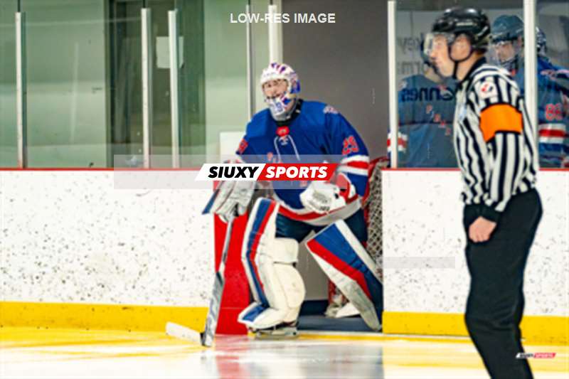 Étienne GÉLINAS -  ÉTS (École de technologie supérieure) - Concordia University Hockey Club - Ice hockey - RSEQ 2025 - Hockey M D2 - ETS vs Concordia - Reel Avant Match (#RSEQ25HMD2ETSC03) Photo by: Juan Alchourron | Siuxy Sports 2025-03-08
