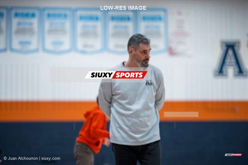 Viorel MOCANU -  Cégep André Laurendeau - College Dawson - Basketball - RSEQ 2025 - Basketball D2 M - André Laurendeau vs Dawson (#RSEQ25BD2MAD1) Photo by: Juan Alchourron | Siuxy Sports 2025-11-28