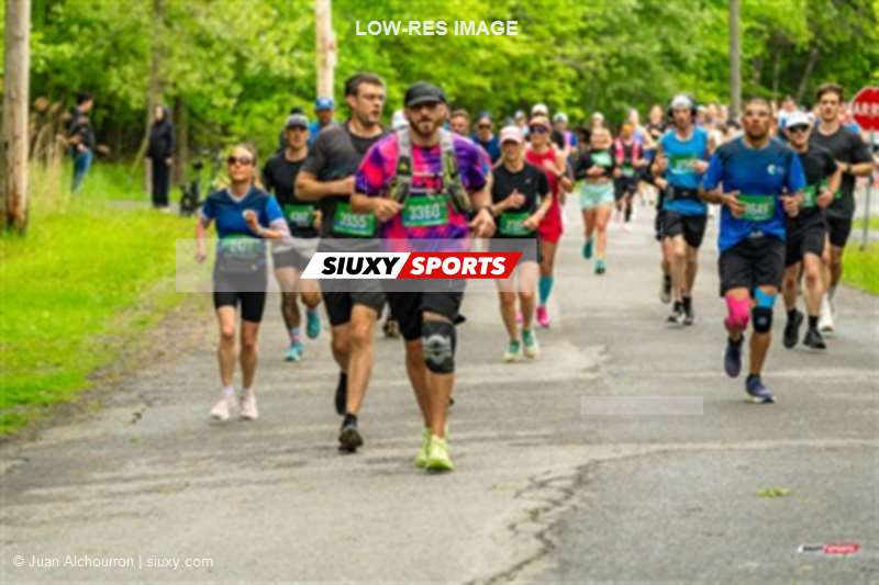 2025 Marathon Sun Life - Longueil - Shiny Happy People Running !!