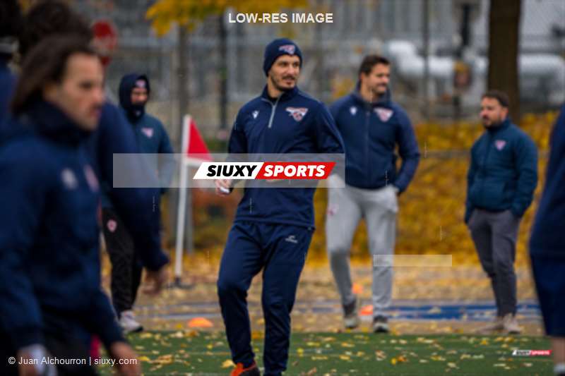Thibaut BOISSISE -  ÉTS (École de technologie supérieure) - Université de Montréal - Rugby - RSEQ 2025 - Rugby M - Finale - ETS vs Université de Montréal - Avant Match et Tribunes (#RSEQ25RMFEM50) Photo by: Juan Alchourron | Siuxy Sports 2025-11-01