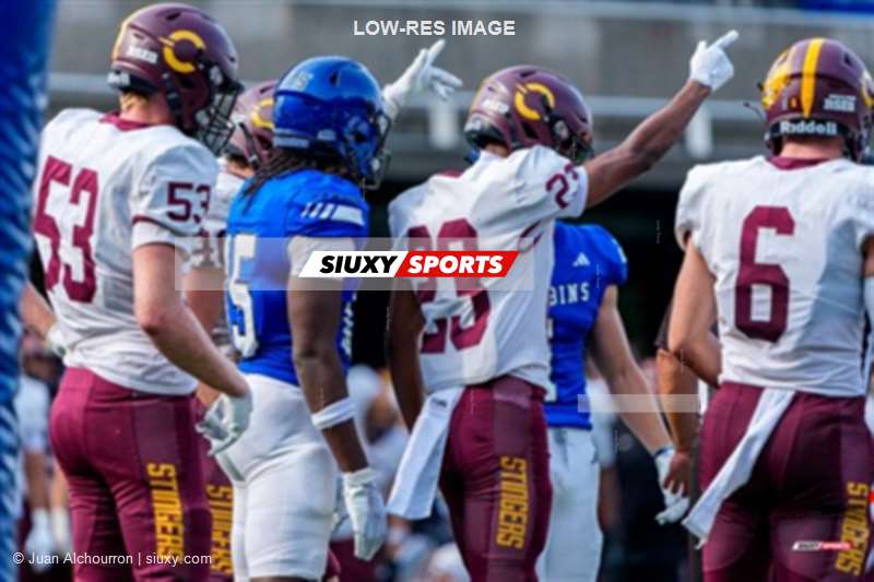 RSEQ 2025 - Football Universitaire - Carabins de Montréal (41) vs (14) Stingers de Concordia - Match