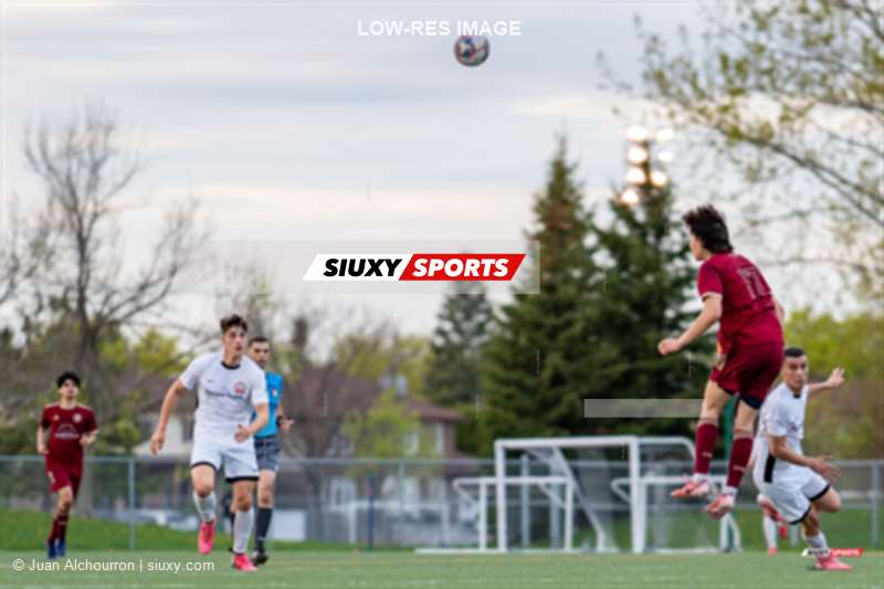 Liam CHAMPAGNE - Pedro GULLI -  Lakeshore SC - CF L'International de Québec - Soccer - L2QC M 2025 - Lakeshore (4) vs (1) CF L'International de Québec (#L2QCM25LSCCFIQ5) Photo by: Juan Alchourron | Siuxy Sports 2025-05-10