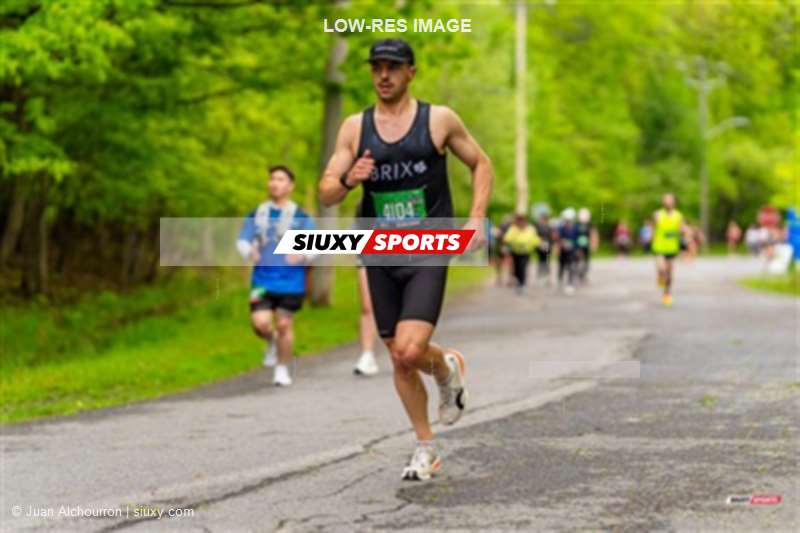 2025 Marathon Sun Life - Longueil - Shiny Happy People Running !!