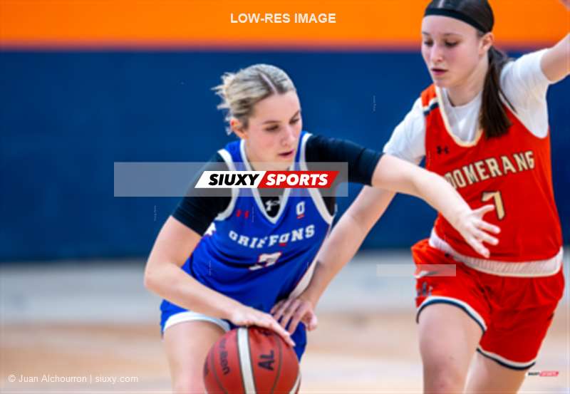 Ilona FONCK - Eva REGIS -  Cégep André Laurendeau - Cégep de l'Outaouais - Basketball - RSEQ 2025 - Basketball F D3 - André Laurendeau vs Cégep de l'Outaouais (#RSEQ25BFD3AO1) Photo by: Juan Alchourron | Siuxy Sports 2025-12-05