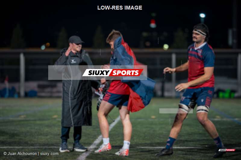 Lucas RICARDE -  ÉTS (École de technologie supérieure) - University of Victoria - Rugby - CANUMENS 2025 - École de Technologie Supérieure vs University of Victoria - Game#8 - Before & After (#CANUMENS2518) Photo by: Juan Alchourron | Siuxy Sports 2025-11-14
