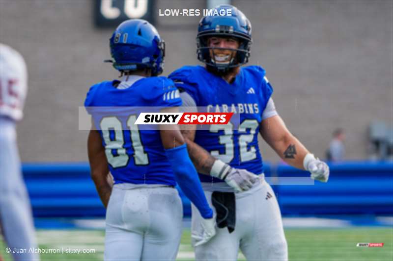 Natan GIROUARD-LANGLOIS -  Université de Montréal - Université Concordia - Football - RSEQ 2025 - Football Universitaire - Carabins de Montréal (41) vs (14) Stingers de Concordia - Match (#RSEQ25FUCS81) Photo by: Juan Alchourron | Siuxy Sports 2025-08-23