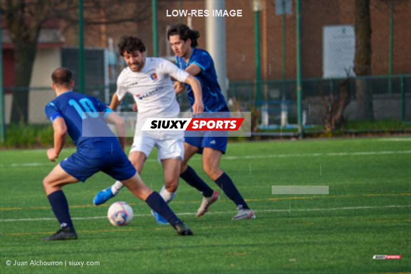 Adam BENMOUSSA - Sami MCDUFF -  CS Mont-Royal Outremont - CS de St-Hubert - Soccer - L1QC 2025 - CS Mont-Royal Outremont (2) vs (1) CS St-Hubert (#L1QC25CSMROSH5) Photo by: Juan Alchourron | Siuxy Sports 2025-05-04