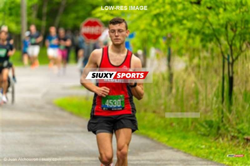 2025 Marathon Sun Life - Longueil - Shiny Happy People Running !!