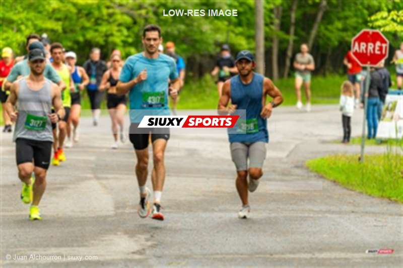 2025 Marathon Sun Life - Longueil - Shiny Happy People Running !!