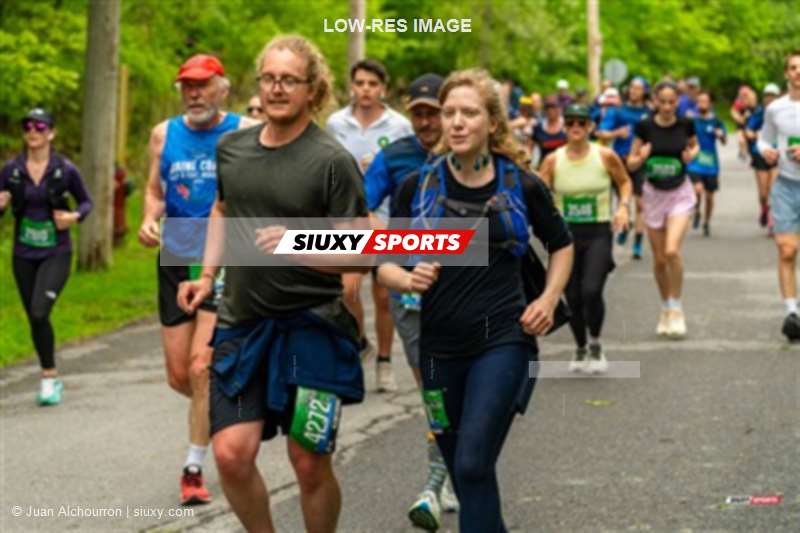 2025 Marathon Sun Life - Longueil - Shiny Happy People Running !!