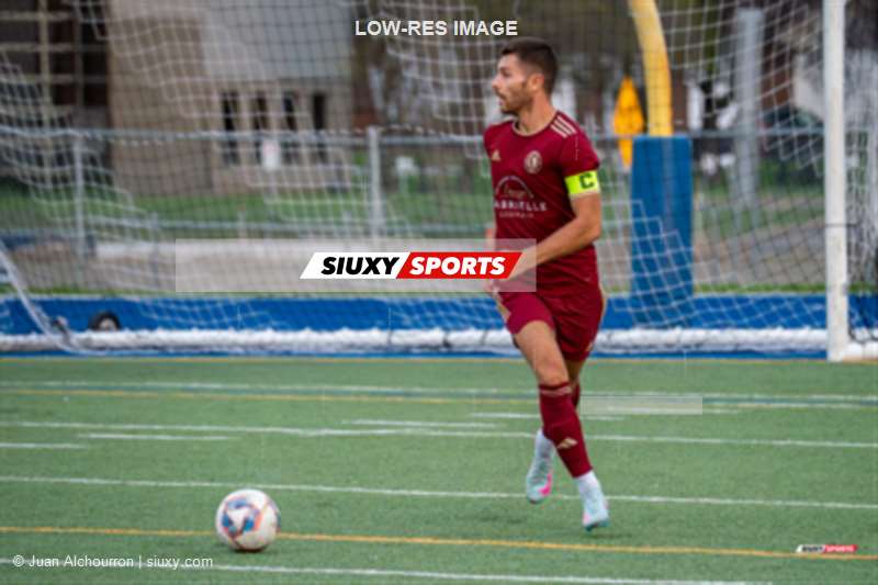 Yann LE ROY -  Lakeshore SC - CF L'International de Québec - Soccer - L2QC M 2025 - Lakeshore (4) vs (1) CF L'International de Québec (#L2QCM25LSCCFIQ5) Photo by: Juan Alchourron | Siuxy Sports 2025-05-10