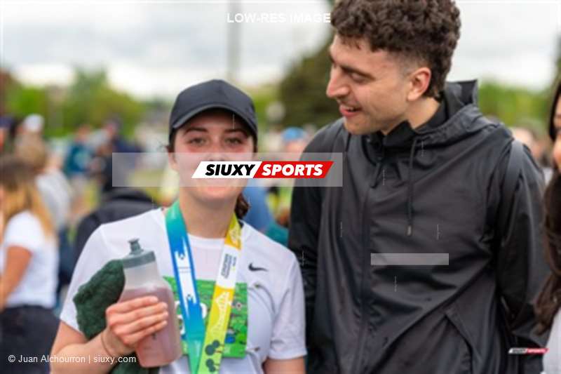 2025 Marathon Sun Life - Longueil - Shiny Happy People Running !!