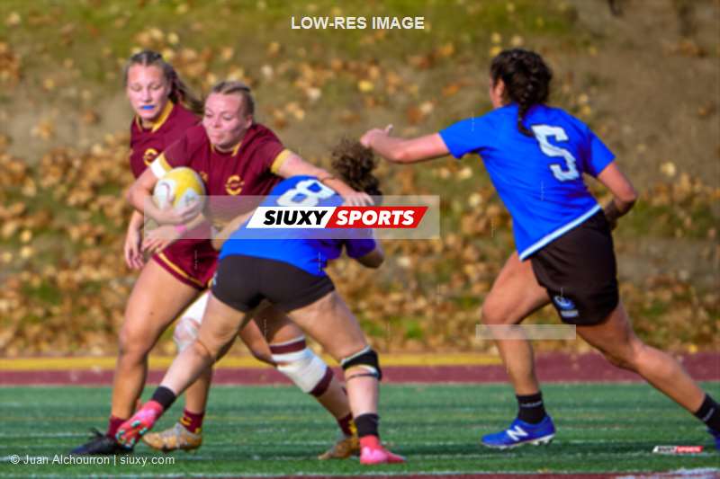 Hannah BOOLER - Sandrine DUMONT -  Université Concordia - Université de Montréal - Rugby - RSEQ 2025 - Rugby F Final Bronze - Concordia vs U. de Montréal - Match (#RSEQ25RFFBCM1) Photo by: Juan Alchourron | Siuxy Sports 2025-10-18
