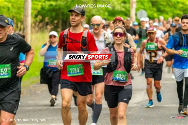 2025 Marathon Sun Life - Longueil - Shiny Happy People Running !!