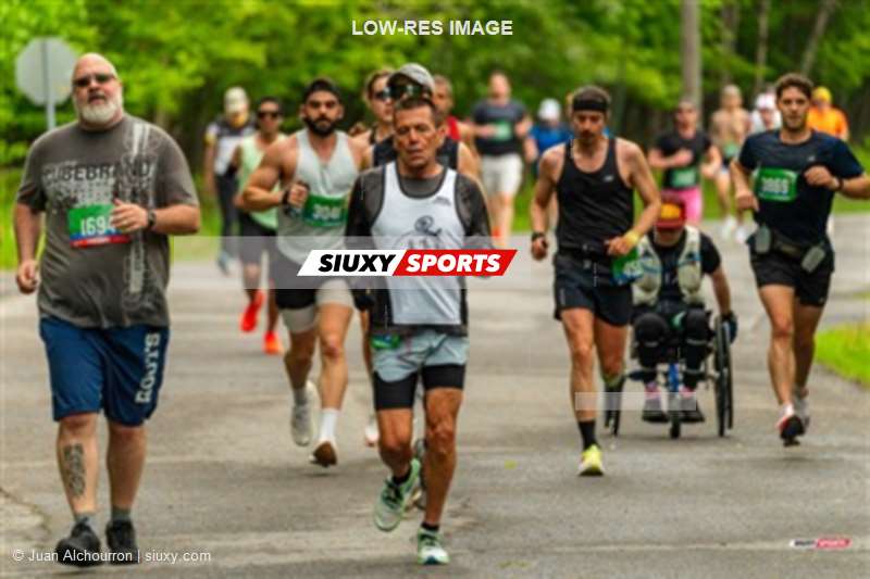 2025 Marathon Sun Life - Longueil - Shiny Happy People Running !!