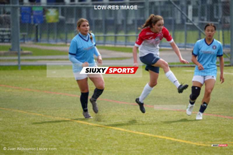 Abby LAGRANDEUR -  CS de St-Hubert - AS Chaudiere Ouest - Soccer - L1QC 2025 F - CS de St-Hubert (0) vs (4) AS Chaudière Ouest (#L1QC25FCSSHASCO4) Photo by: Juan Alchourron | Siuxy Sports 2025-04-27