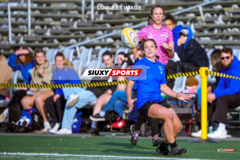 Alexia VITTI -  Université Concordia - Université de Montréal - Rugby - RSEQ 2025 - Rugby F Final Bronze - Concordia vs U. de Montréal - Match (#RSEQ25RFFBCM1) Photo by: Juan Alchourron | Siuxy Sports 2025-10-18