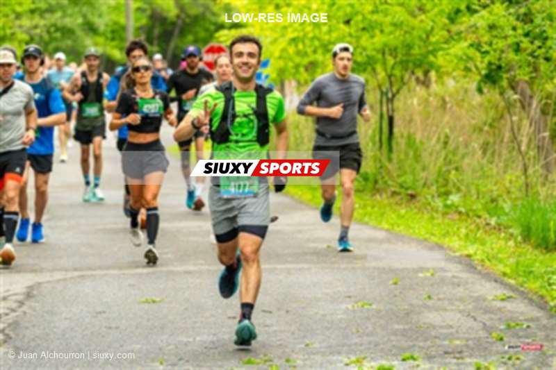 2025 Marathon Sun Life - Longueil - Shiny Happy People Running !!