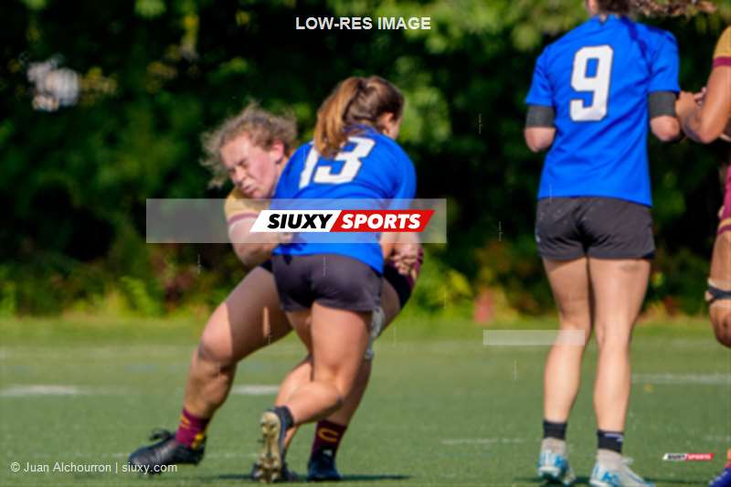 Riley AUTHIER - Alexia VITTI -  Université de Montréal - Université Concordia - Rugby - RSEQ 2025 - Rugby F - U. de Montréal vs U. Concordia - 1st half (#RSEQ25RFMC19) Photo by: Juan Alchourron | Siuxy Sports 2025-09-27